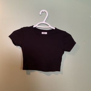 Basic Ribbed Cropped Tee